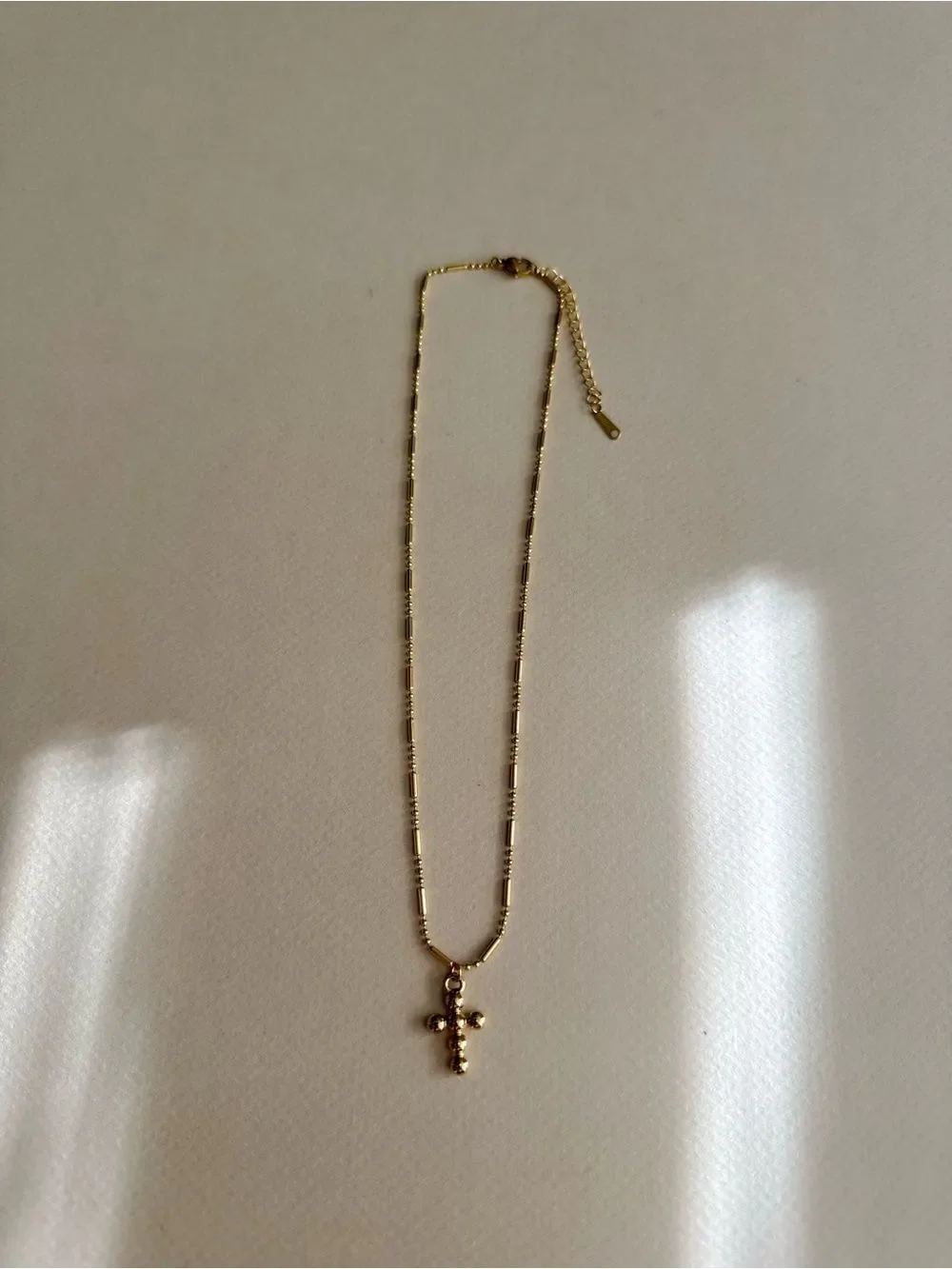 Gold Cross Necklace M1883